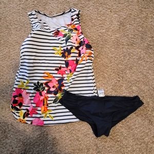 Lands End tankini.  Great coverage for large bust.